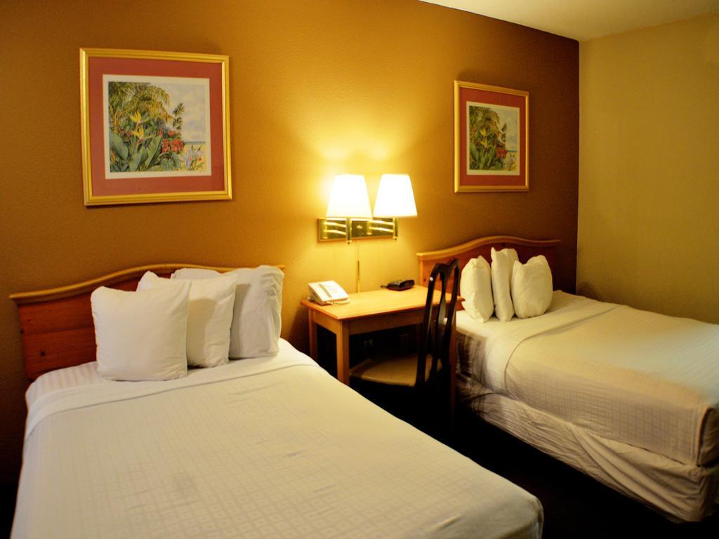 Roomba Inn & Suites At Old Town Kissimmee Eksteriør billede