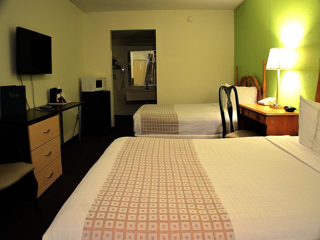 Roomba Inn & Suites At Old Town Kissimmee Eksteriør billede